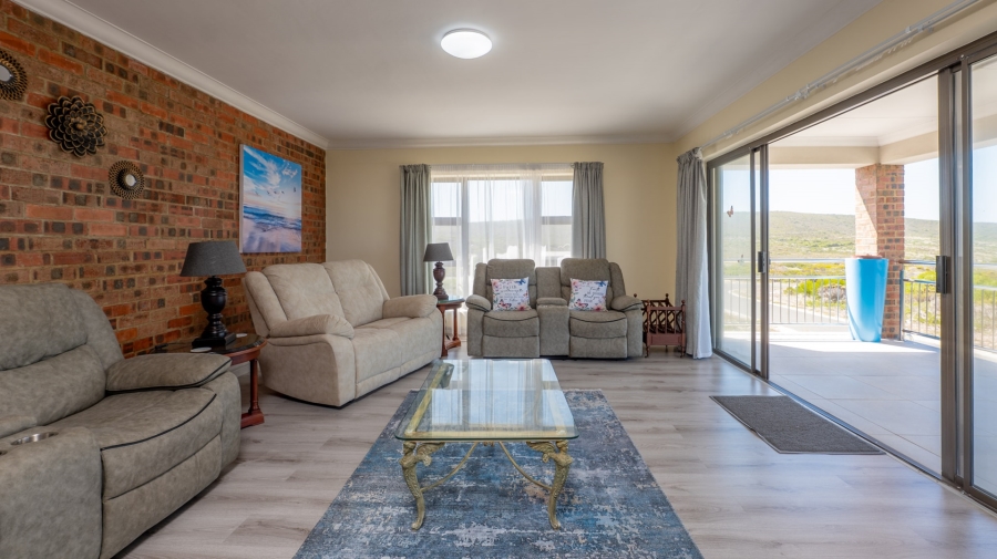 To Let 3 Bedroom Property for Rent in Agulhas Western Cape